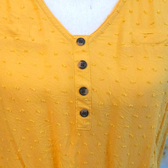 Candie's Side Knot Embellished Tank - Size: L - Picture 3 of 13